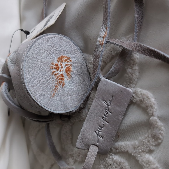 Free People Tiny 100% Genuine Leather Tiny Bag/ Medicine Pouch Crossbody 🩶NWT - Picture 6 of 12
